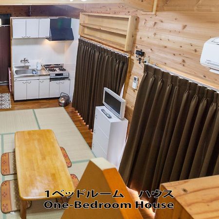 もとぶいこいの宿 やまちゃん Motobu Exterior foto